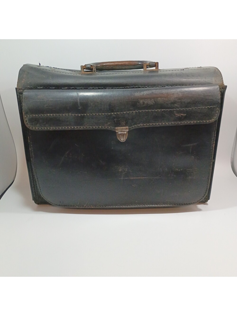 Vintage Leather Repair Man Veterinarian Watchmaker Radio TV Home Repair Case
